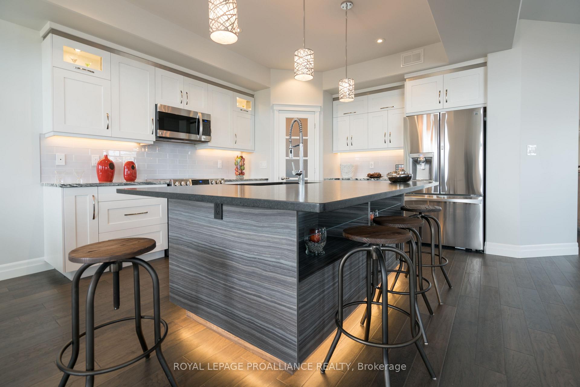 Photo 15 of 62 Hampton Ridge Drive, Belleville, Thurlow Ward — HOMEH