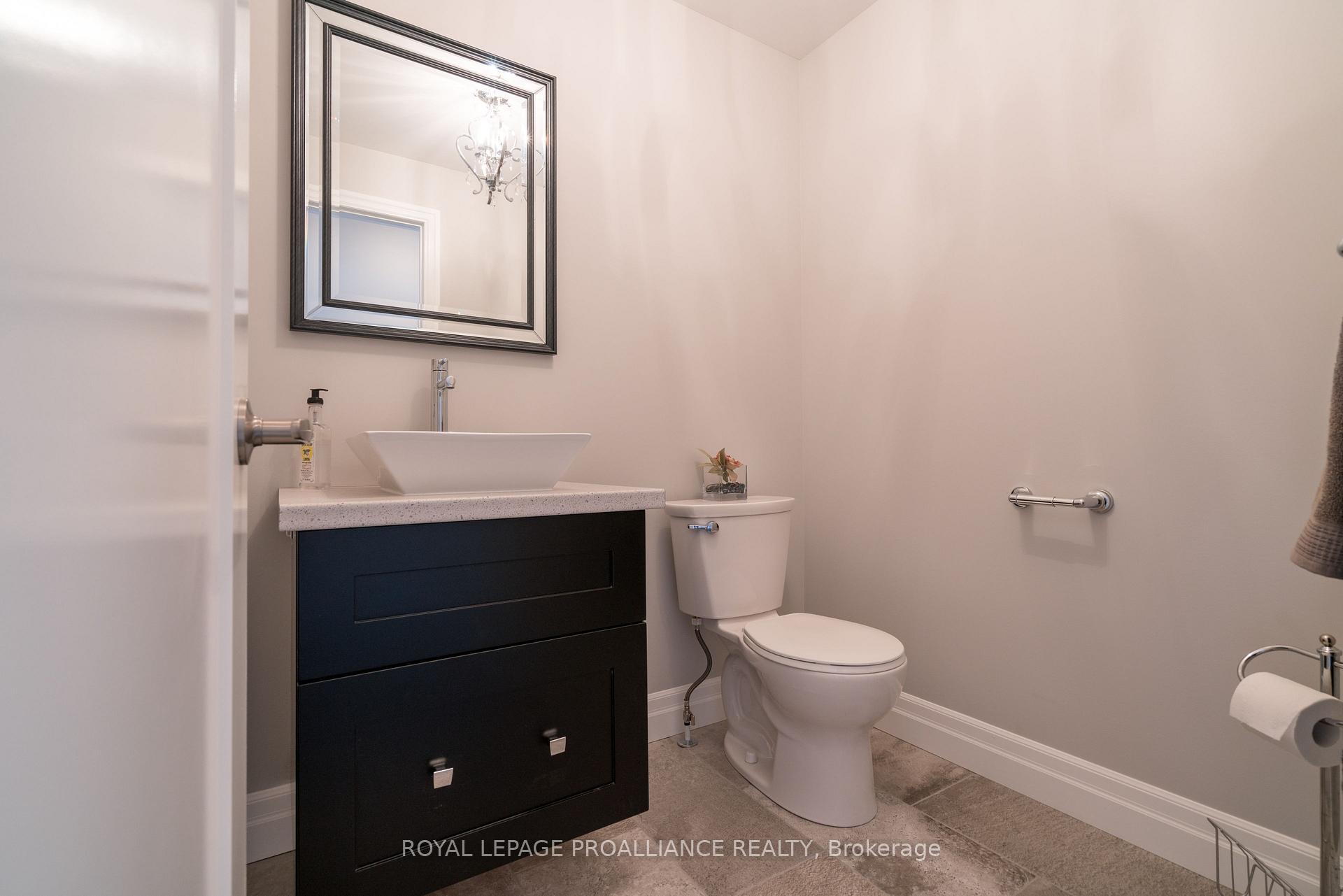 Photo 24 of 62 Hampton Ridge Drive, Belleville, Thurlow Ward — HOMEH