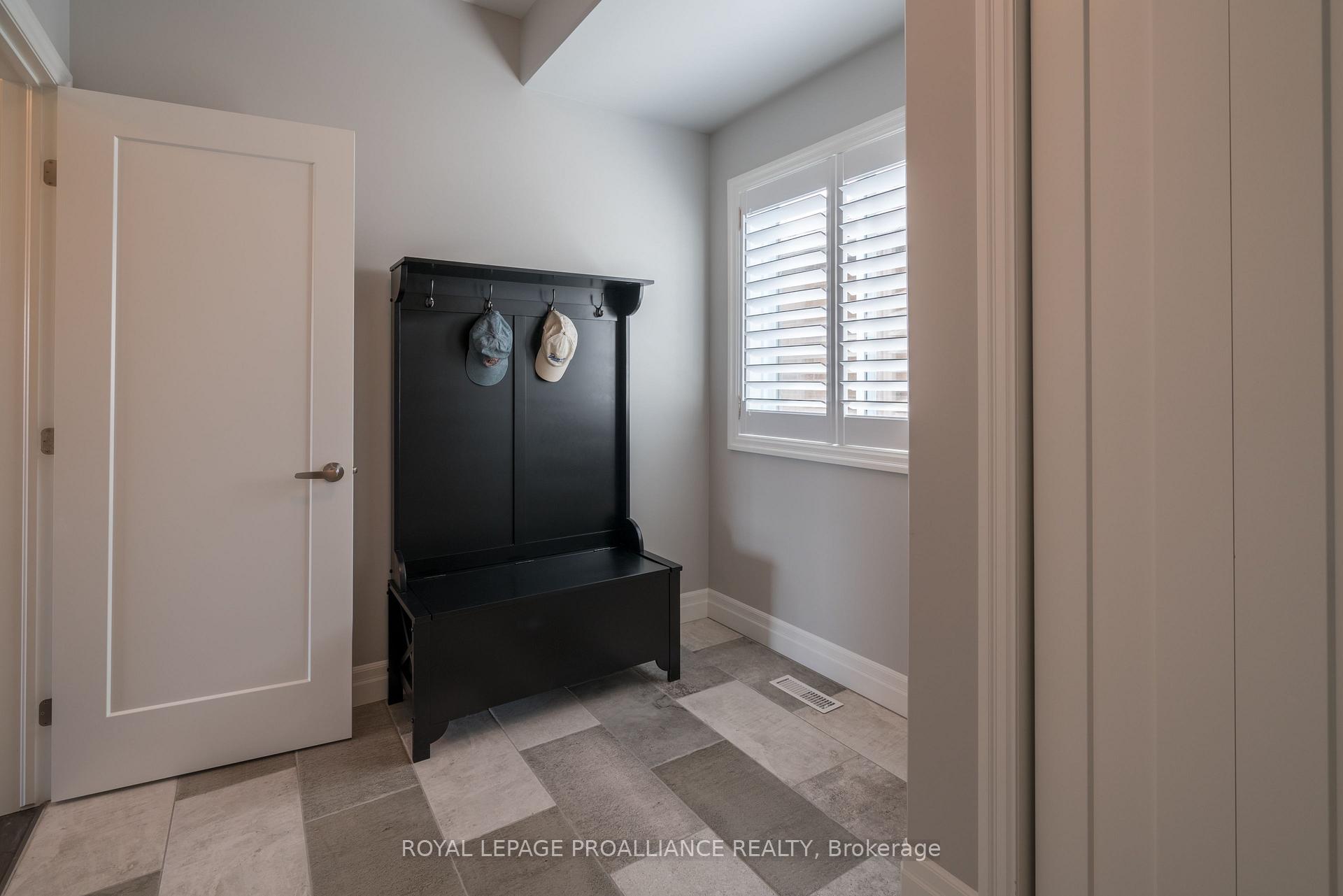 Photo 25 of 62 Hampton Ridge Drive, Belleville, Thurlow Ward — HOMEH