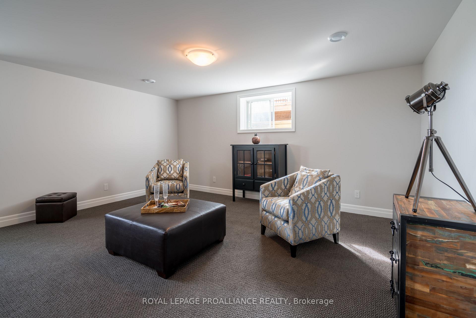 Photo 36 of 62 Hampton Ridge Drive, Belleville, Thurlow Ward — HOMEH