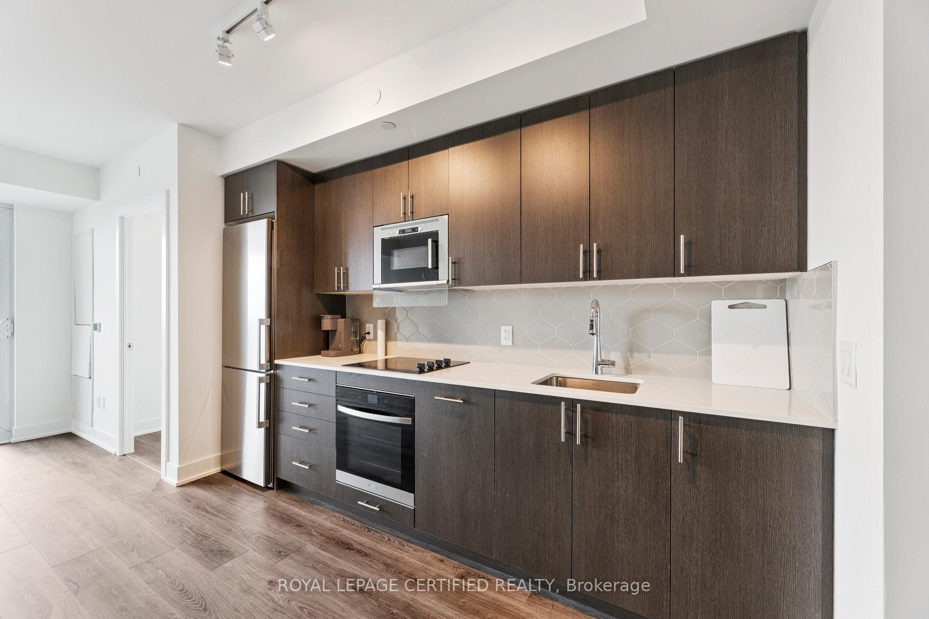 Photo 1 of Unit 1615, 2545 Simcoe Street N, Oshawa, Windfields — HOMEH