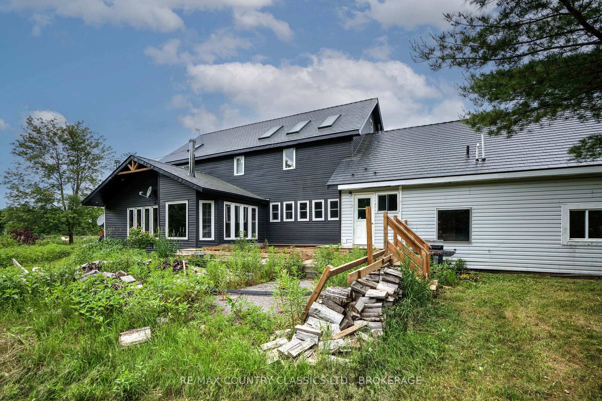 Photo 4 of 1228 Road 506, Frontenac, Frontenac North — HOMEH