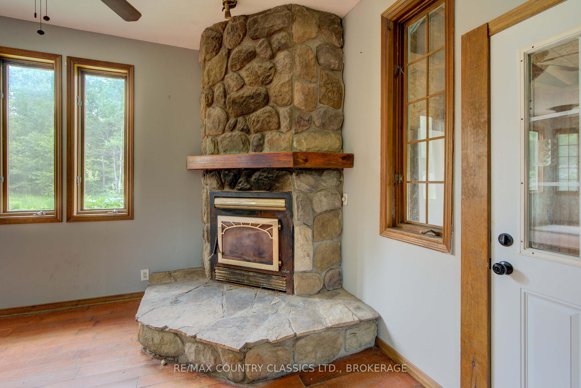 Photo 12 of 1228 Road 506, Frontenac, Frontenac North — HOMEH