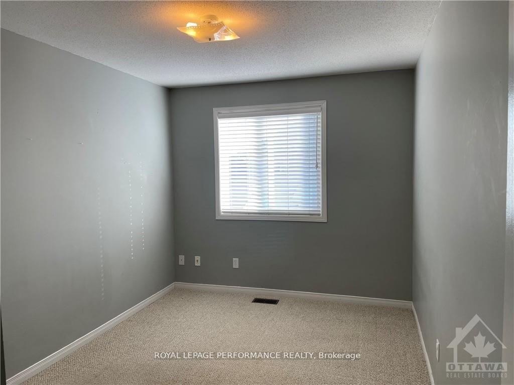 Photo 13 of 236 B Claridge Drive, Ottawa, Barrhaven - Longfields — HOMEH