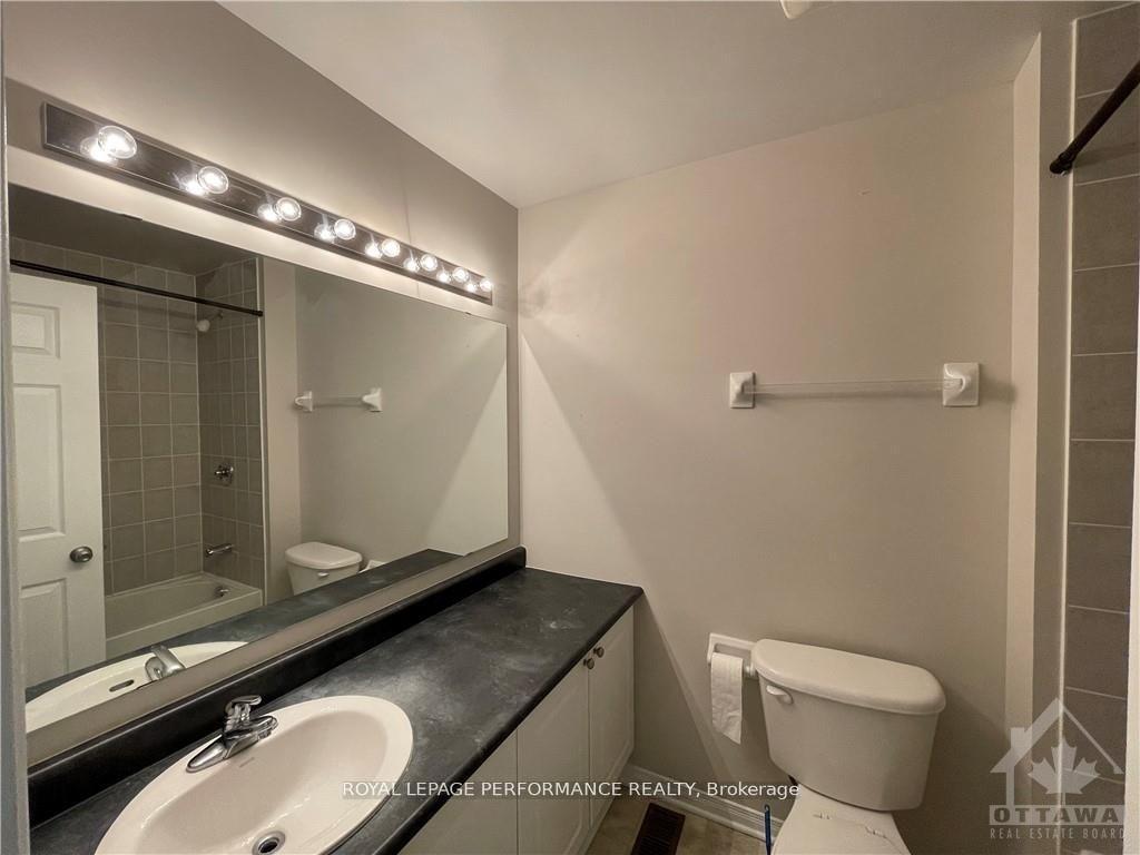 Photo 16 of 236 B Claridge Drive, Ottawa, Barrhaven - Longfields — HOMEH