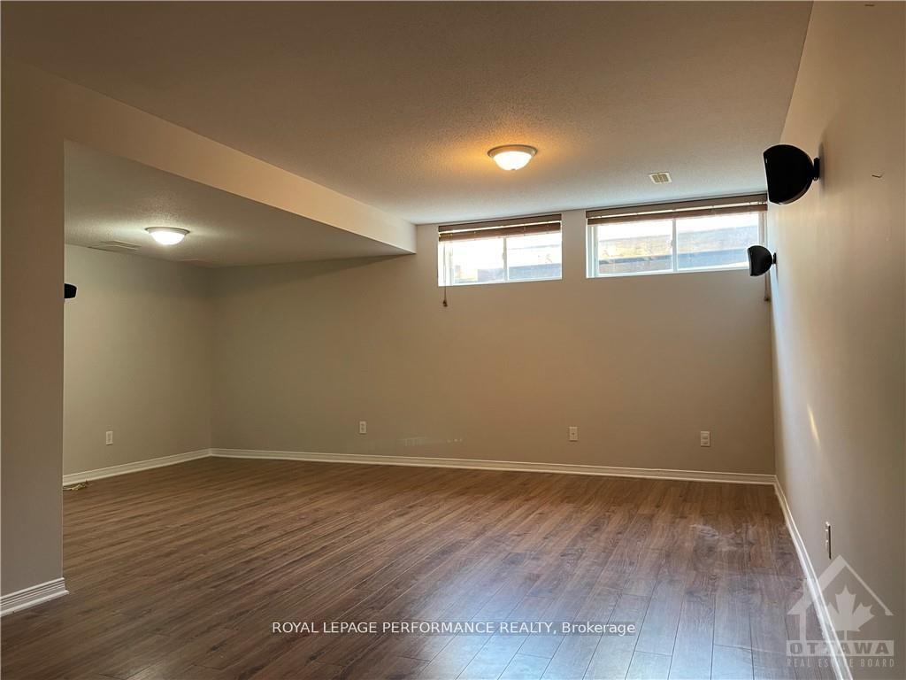 Photo 17 of 236 B Claridge Drive, Ottawa, Barrhaven - Longfields — HOMEH