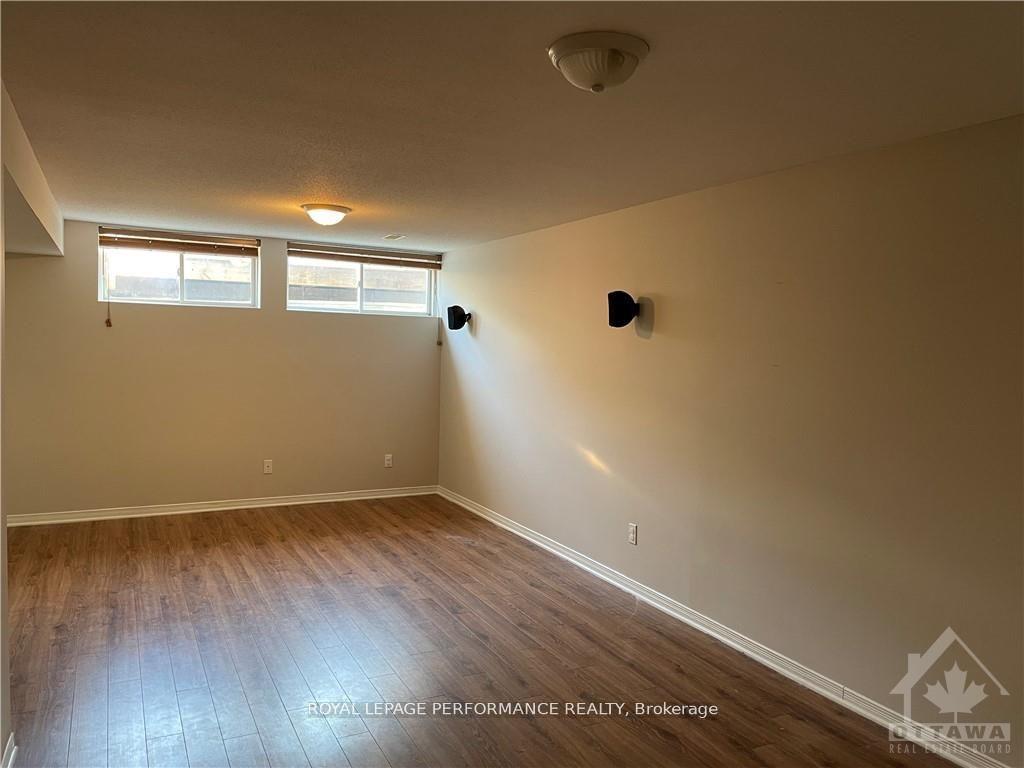 Photo 18 of 236 B Claridge Drive, Ottawa, Barrhaven - Longfields — HOMEH