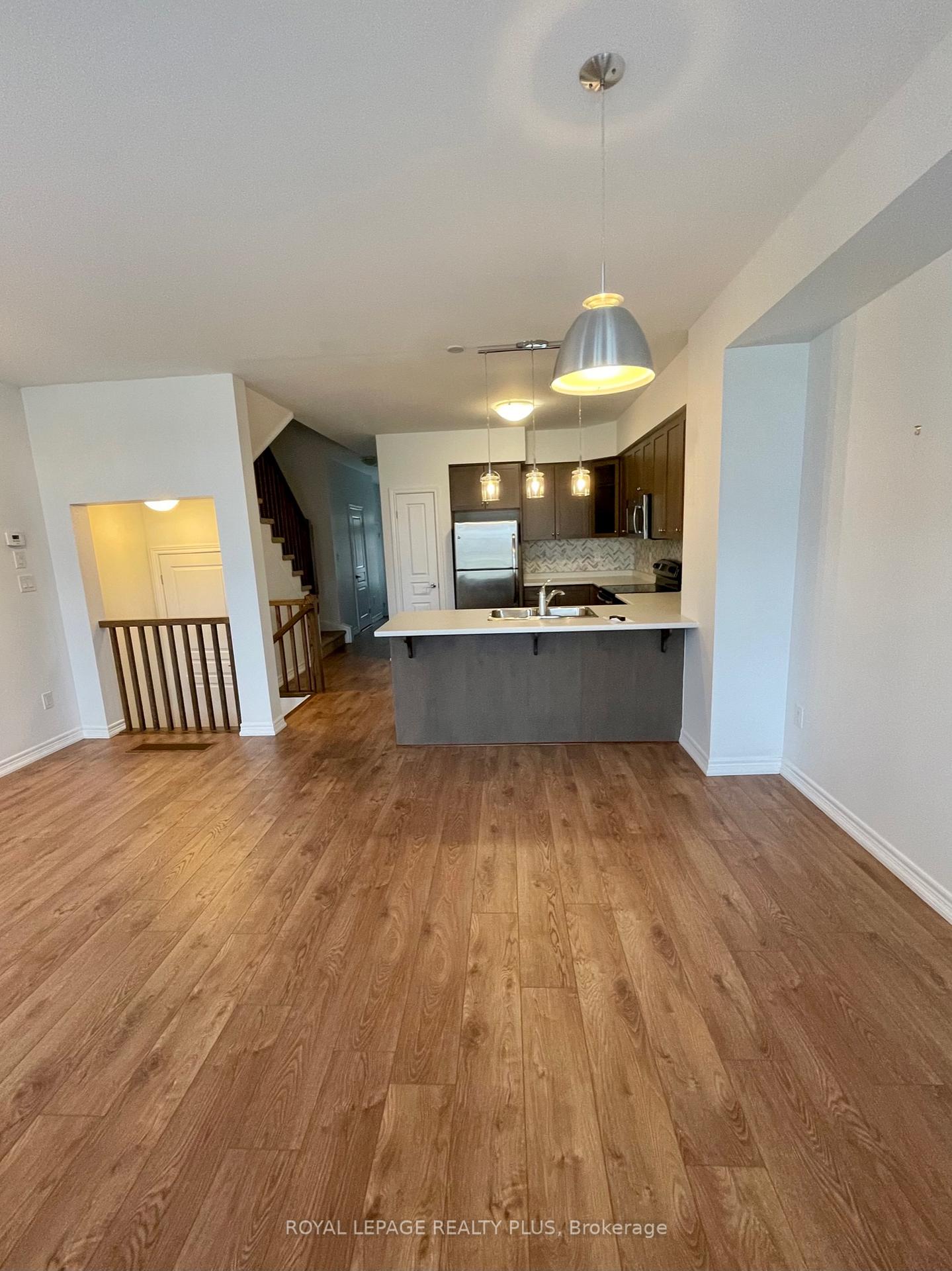 Photo 10 of Unit 16, 515 Winston Road, Grimsby, Grimsby Beach — HOMEH