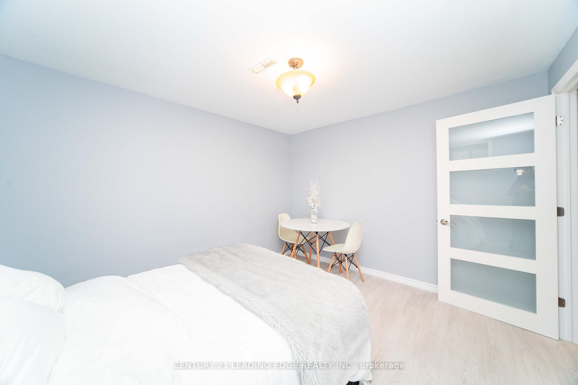 Photo 33 of 22 Winlaw Place, Markham, Old Markham Village — HOMEH