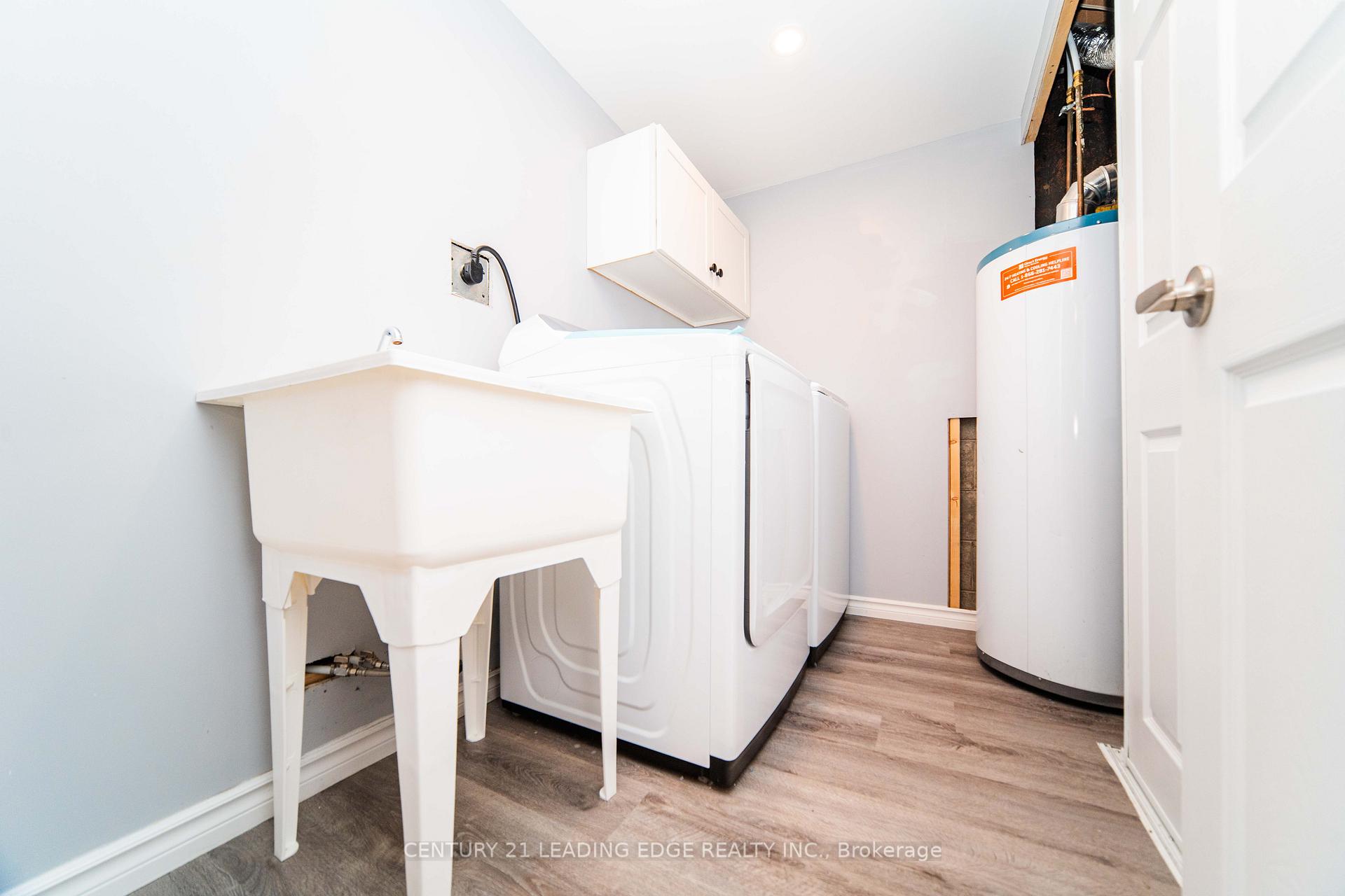 Photo 7 of 22 Winlaw Place, Markham, Old Markham Village — HOMEH