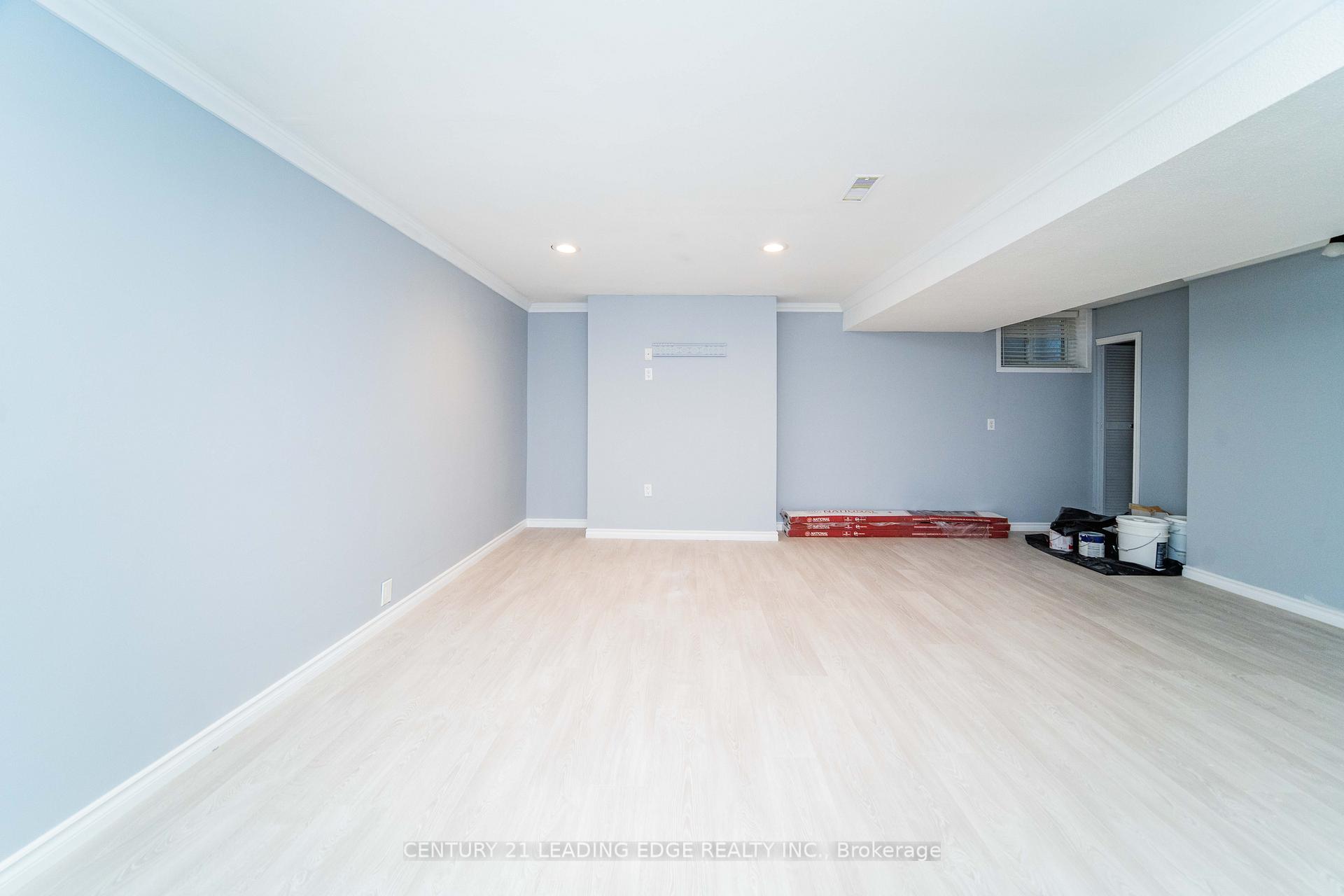 Photo 14 of 22 Winlaw Place, Markham, Old Markham Village — HOMEH