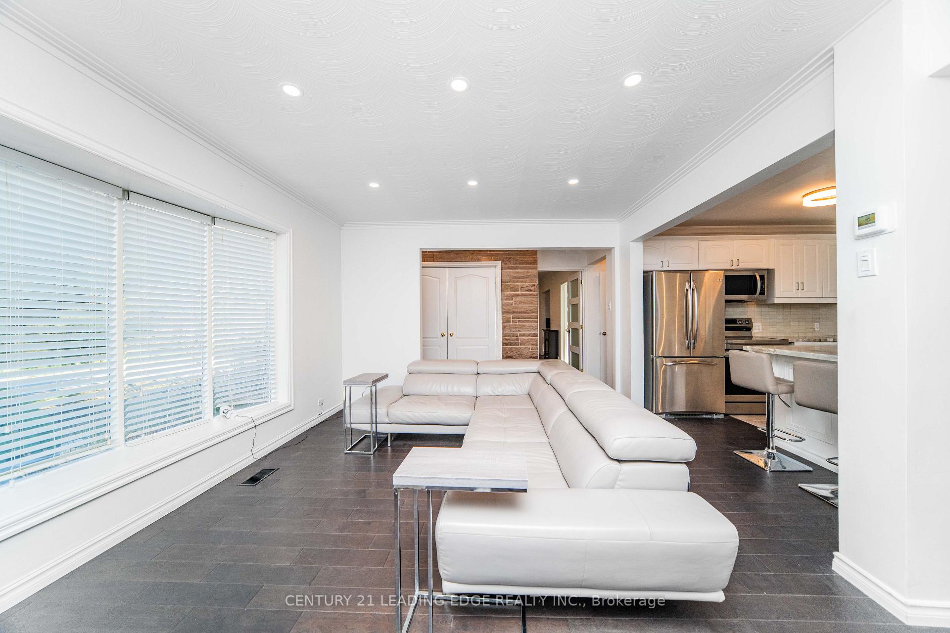 Photo 17 of 22 Winlaw Place, Markham, Old Markham Village — HOMEH