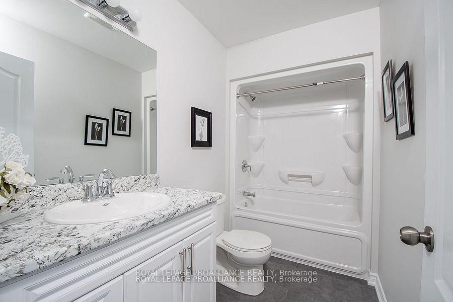 Photo 6 of Unit 607, 480 Lonsberry Drive, Cobourg — HOMEH