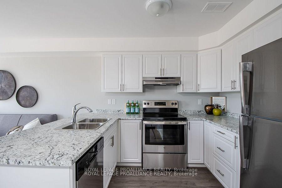 Photo 9 of Unit 607, 480 Lonsberry Drive, Cobourg — HOMEH