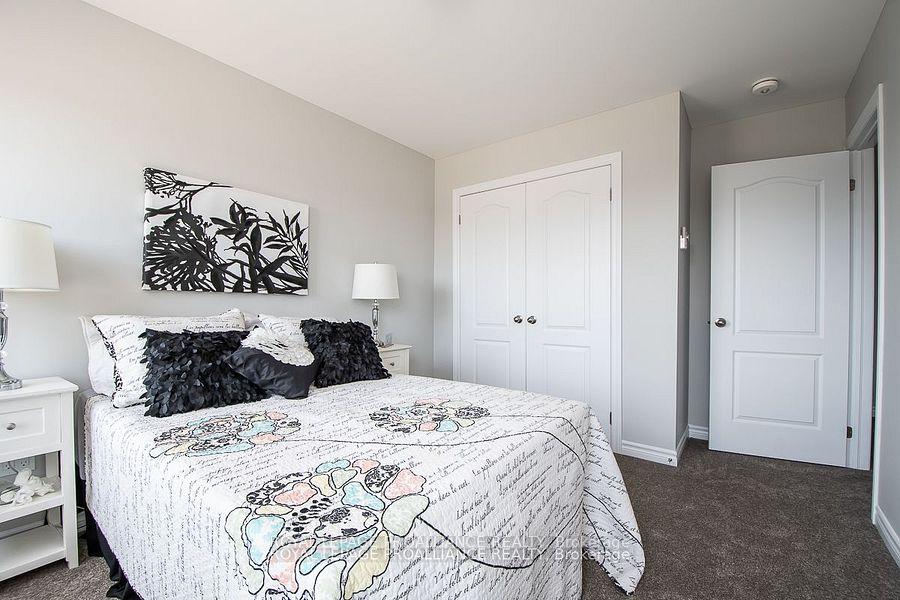 Photo 19 of Unit 607, 480 Lonsberry Drive, Cobourg — HOMEH