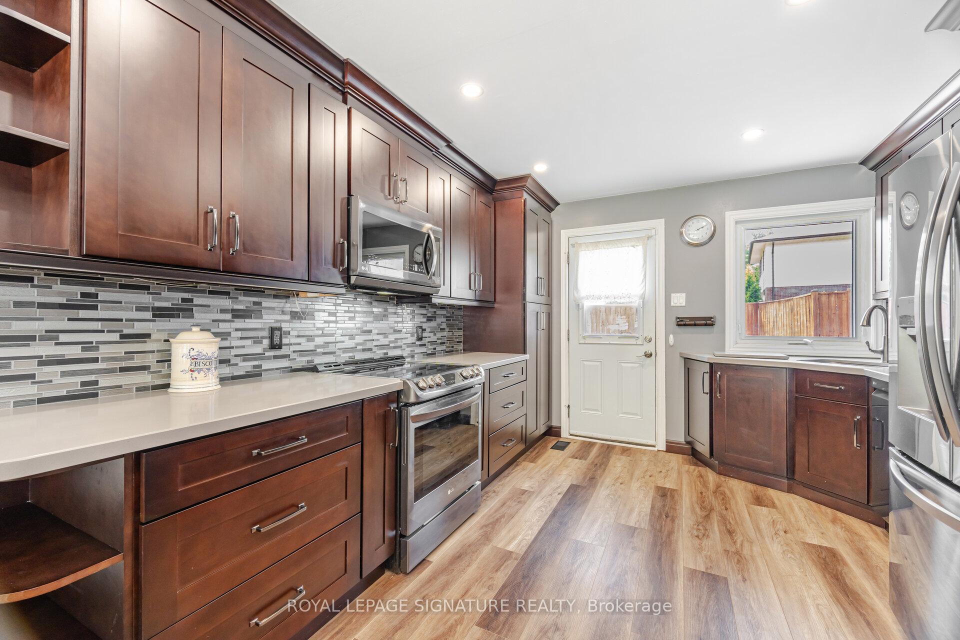 Photo 6 of 24 Lesbury Avenue, Brampton, Brampton East — HOMEH