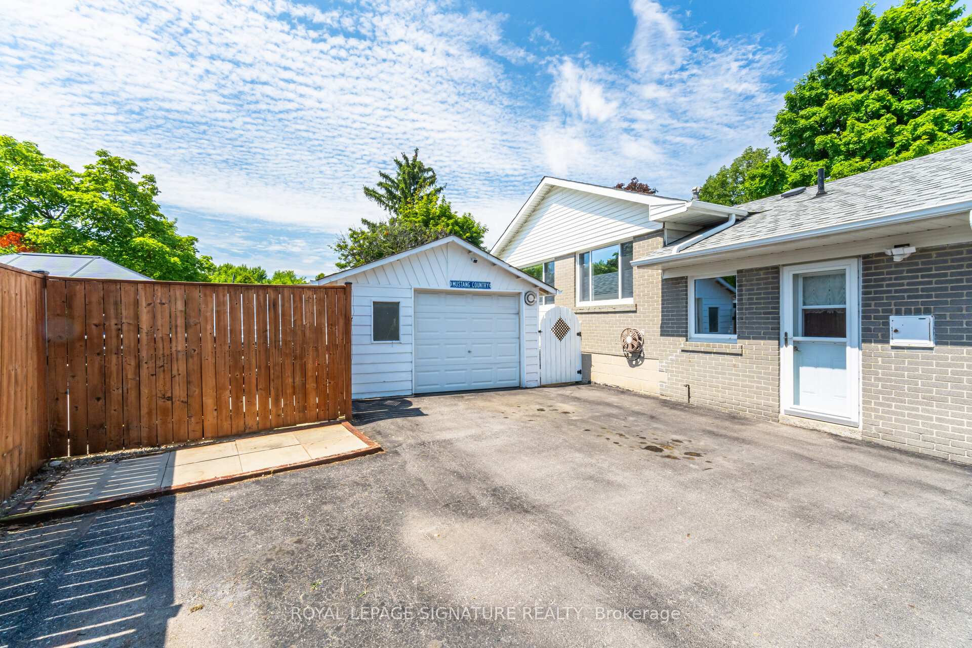 Photo 26 of 24 Lesbury Avenue, Brampton, Brampton East — HOMEH