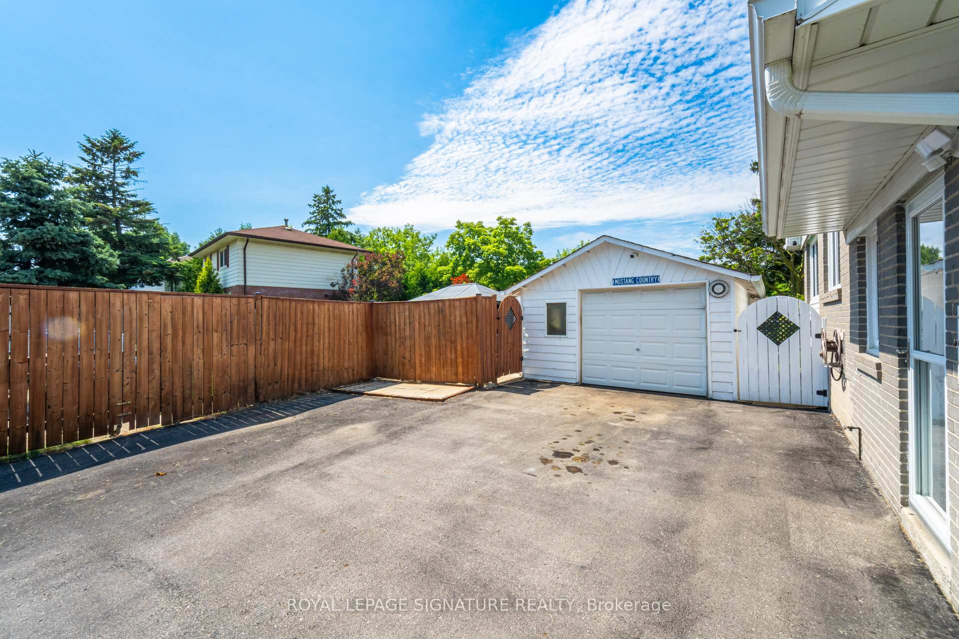 Photo 24 of 24 Lesbury Avenue, Brampton, Brampton East — HOMEH