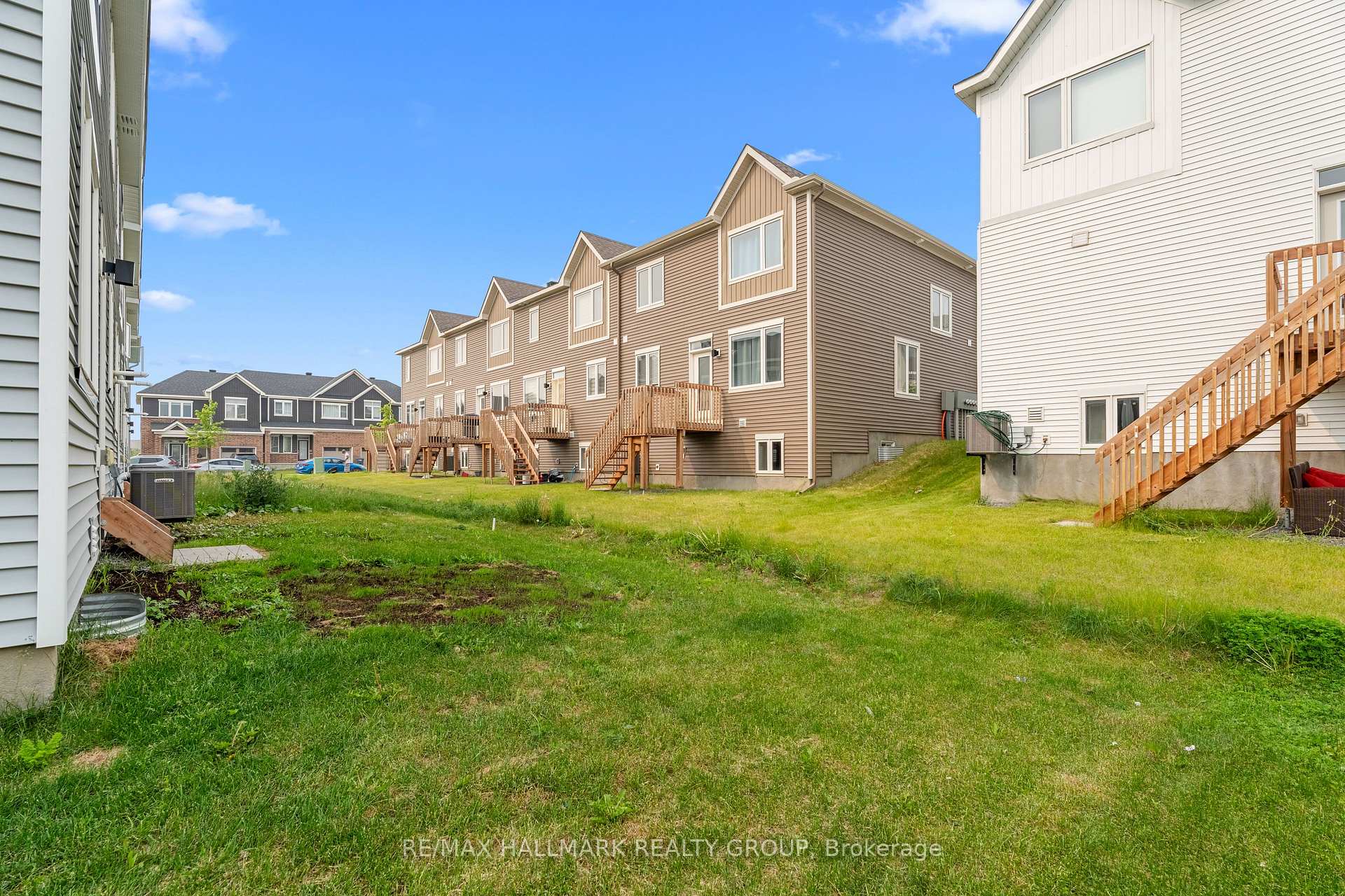 Photo 35 of 68 Focality Crescent, Ottawa, Barrhaven - Half Moon Bay — HOMEH