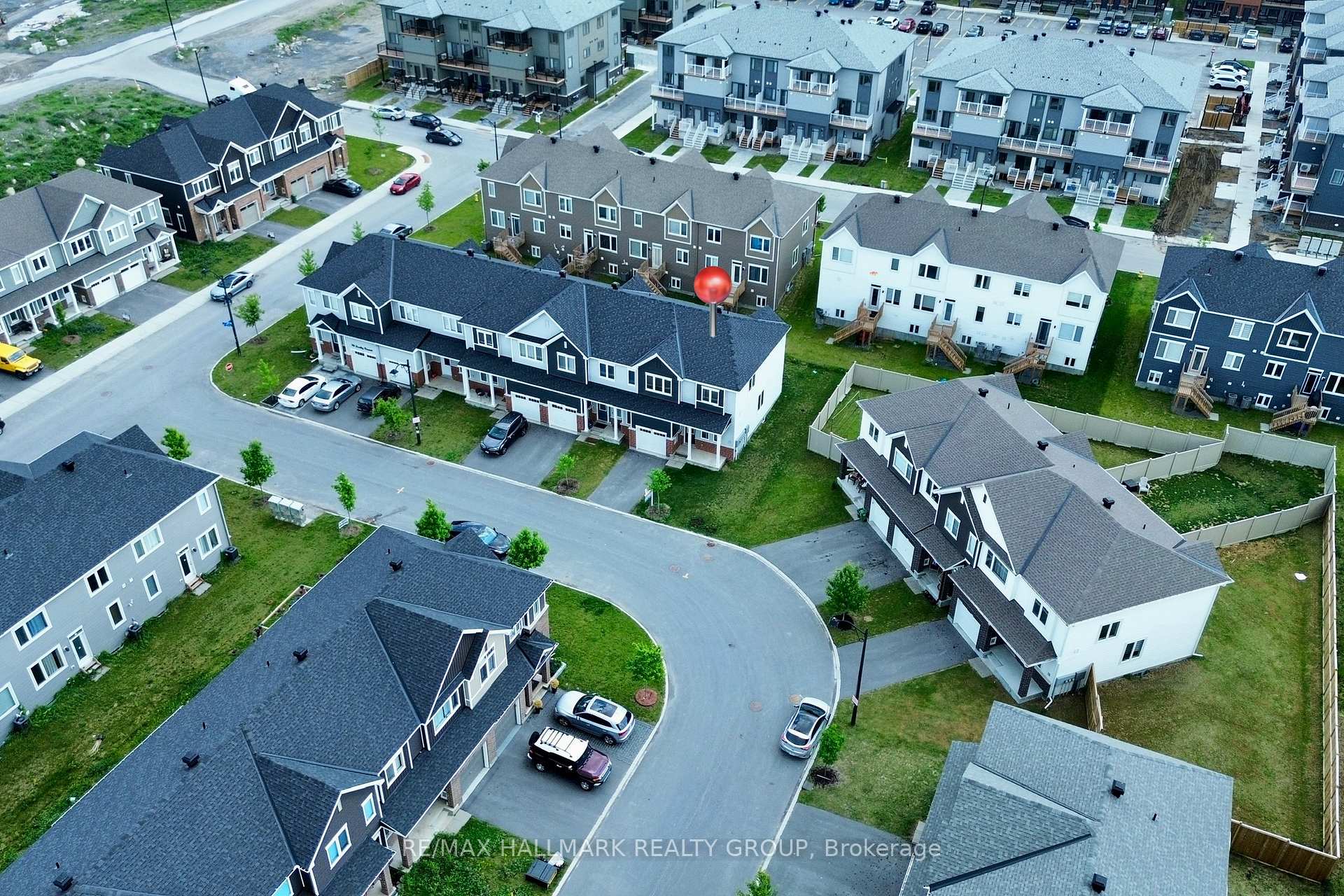 Photo 36 of 68 Focality Crescent, Ottawa, Barrhaven - Half Moon Bay — HOMEH