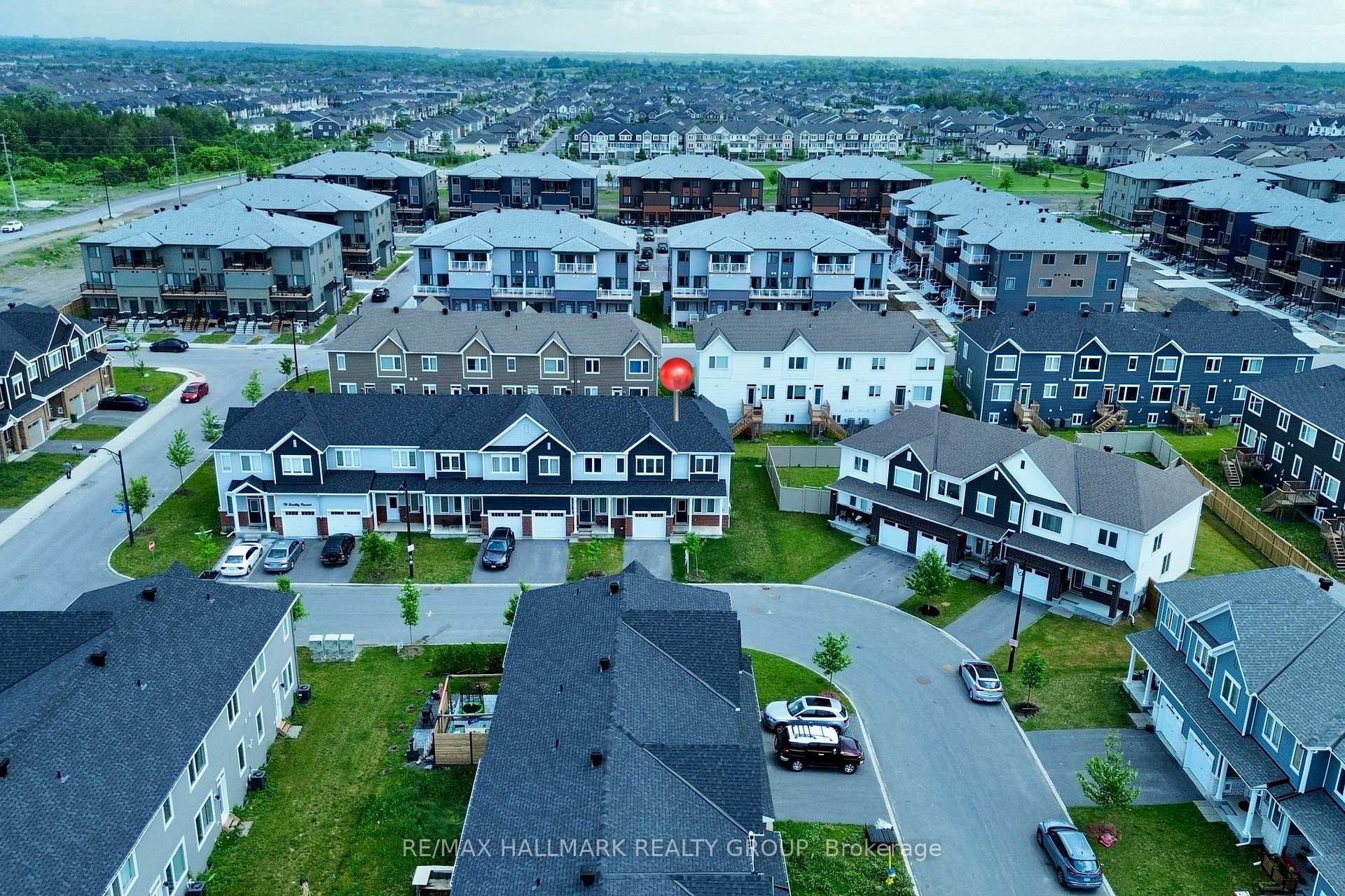Photo 38 of 68 Focality Crescent, Ottawa, Barrhaven - Half Moon Bay — HOMEH
