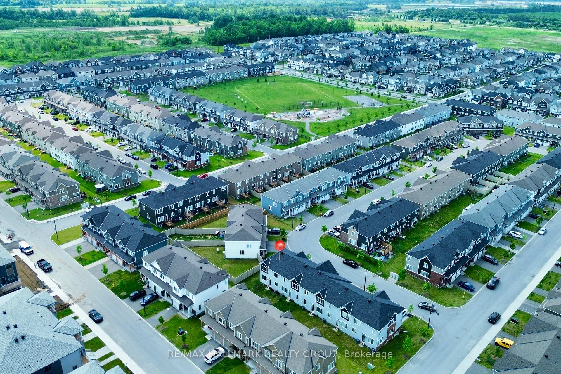 Photo 41 of 68 Focality Crescent, Ottawa, Barrhaven - Half Moon Bay — HOMEH