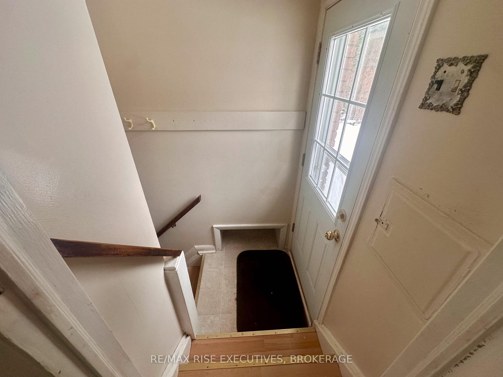 Photo 19 of 354 Meadowcrest Road, Kingston, City Southwest — HOMEH