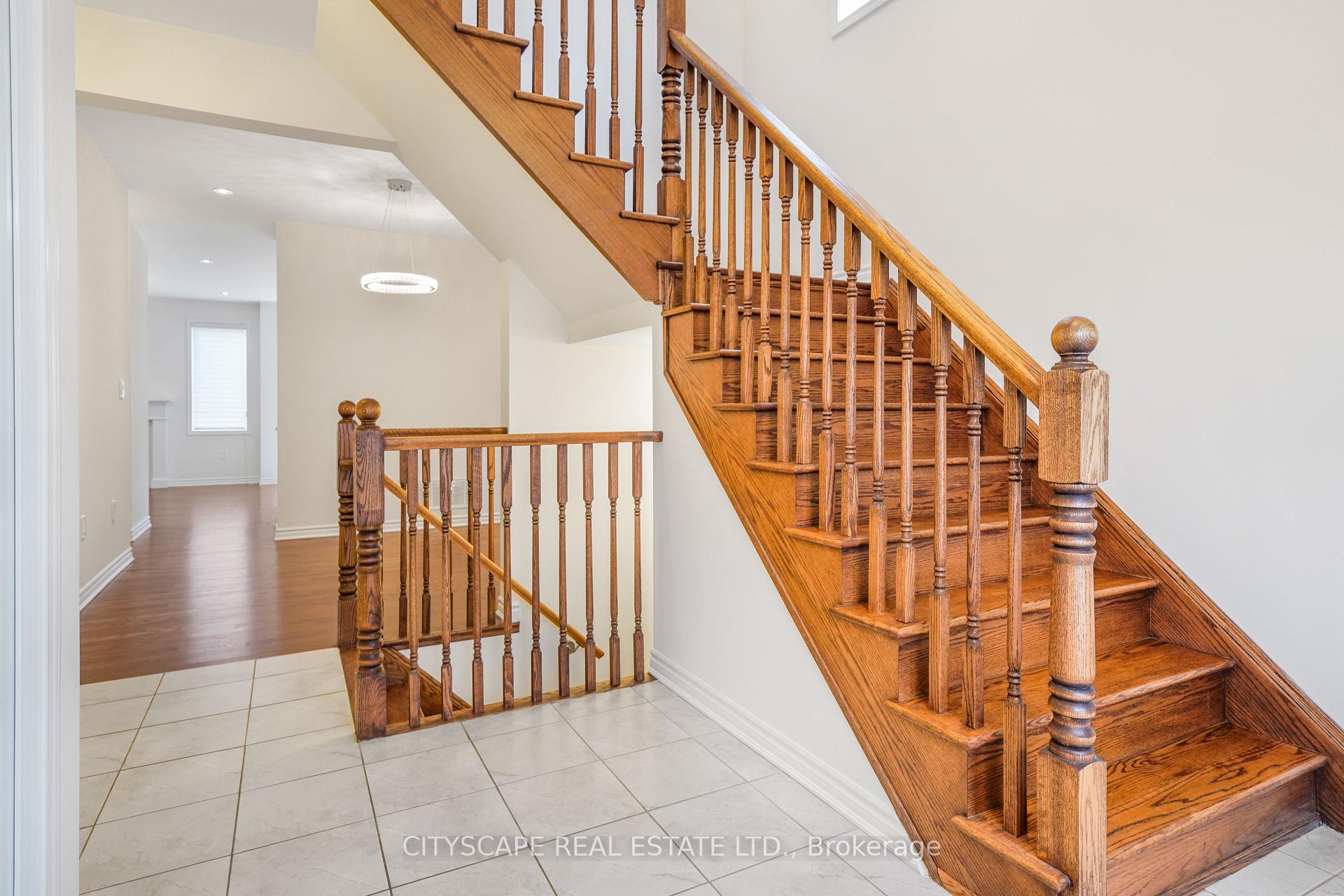 Photo 5 of 141 Hatt Court, Milton, Ford — HOMEH