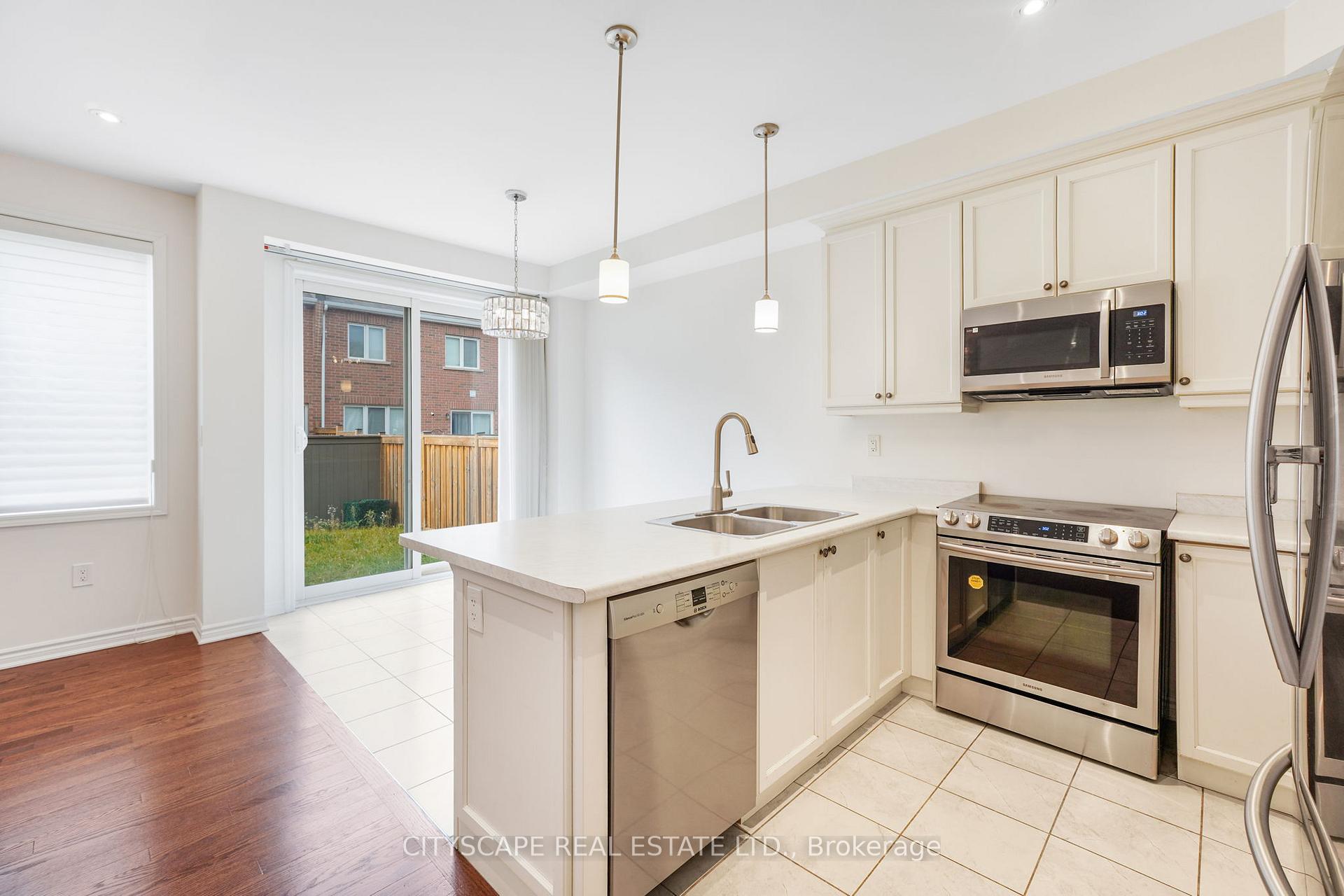 Photo 10 of 141 Hatt Court, Milton, Ford — HOMEH