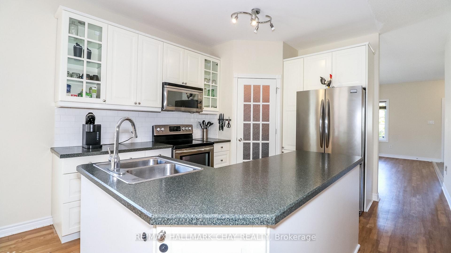 Photo 24 of 59 Silver Trail, Barrie, Ardagh — HOMEH
