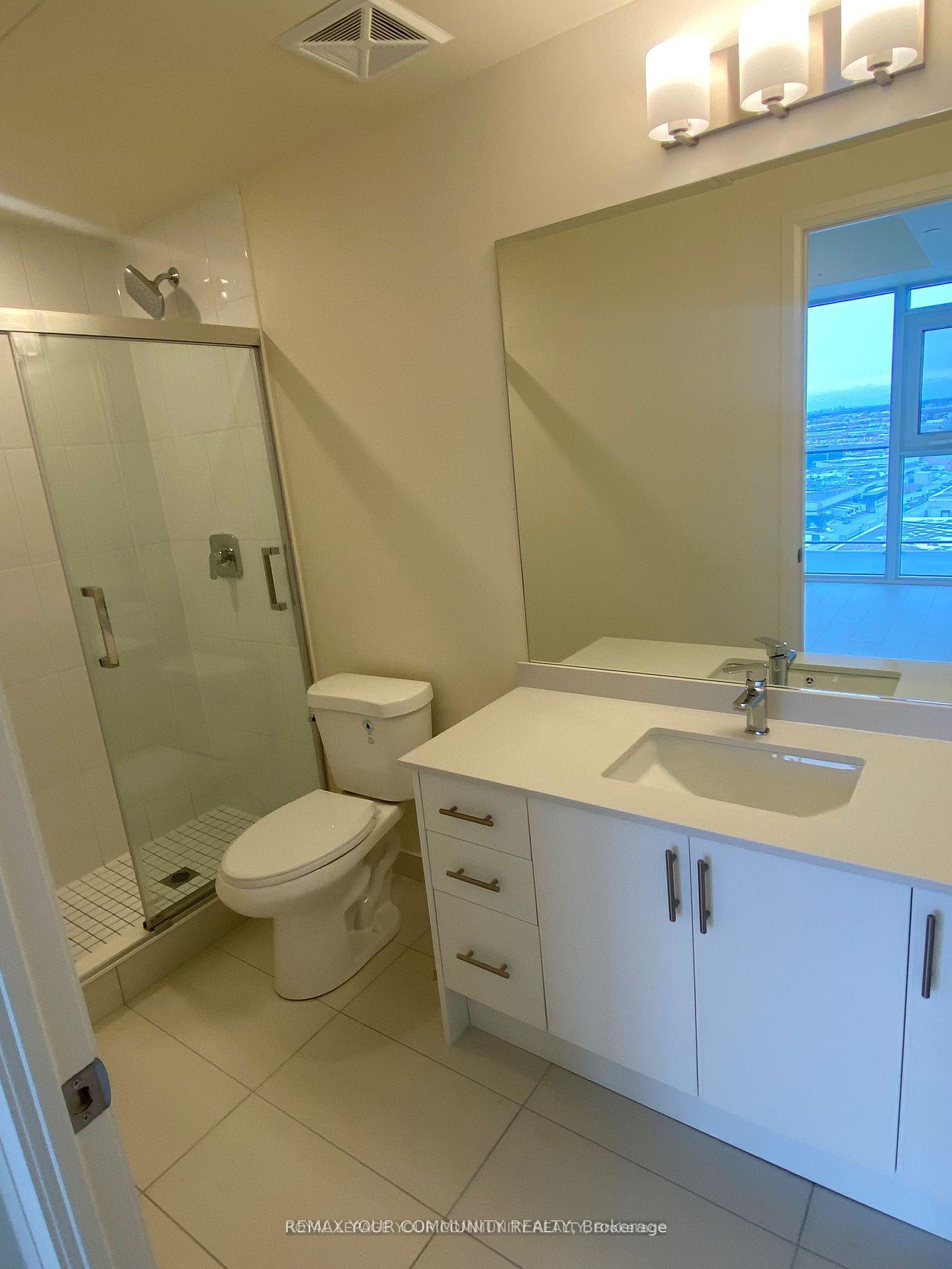 Photo 5 of Unit 1404, 8960 Jane Street E, Vaughan, Concord — HOMEH