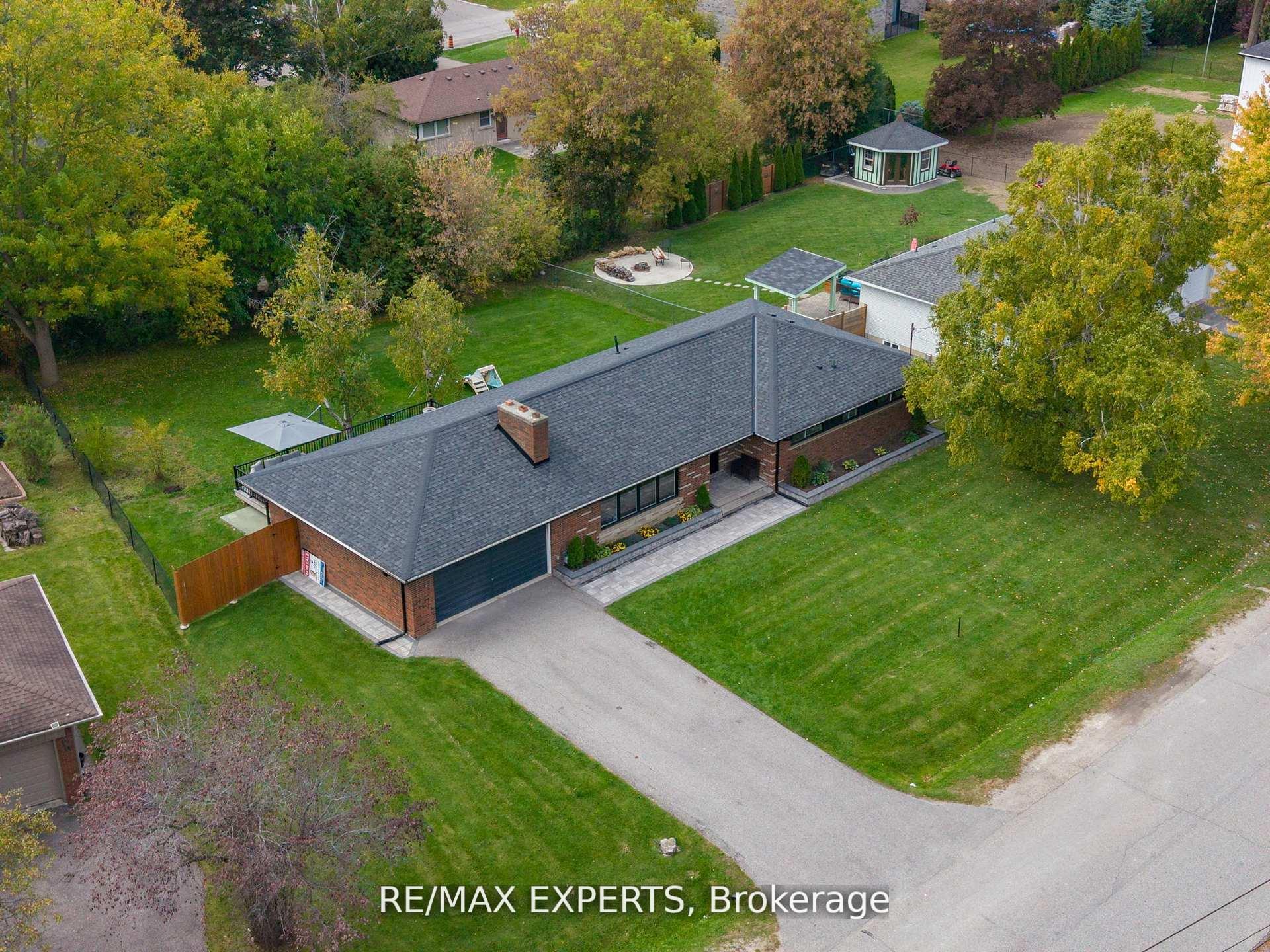 Photo 2 of 26 Wellar Avenue, King, Nobleton — HOMEH