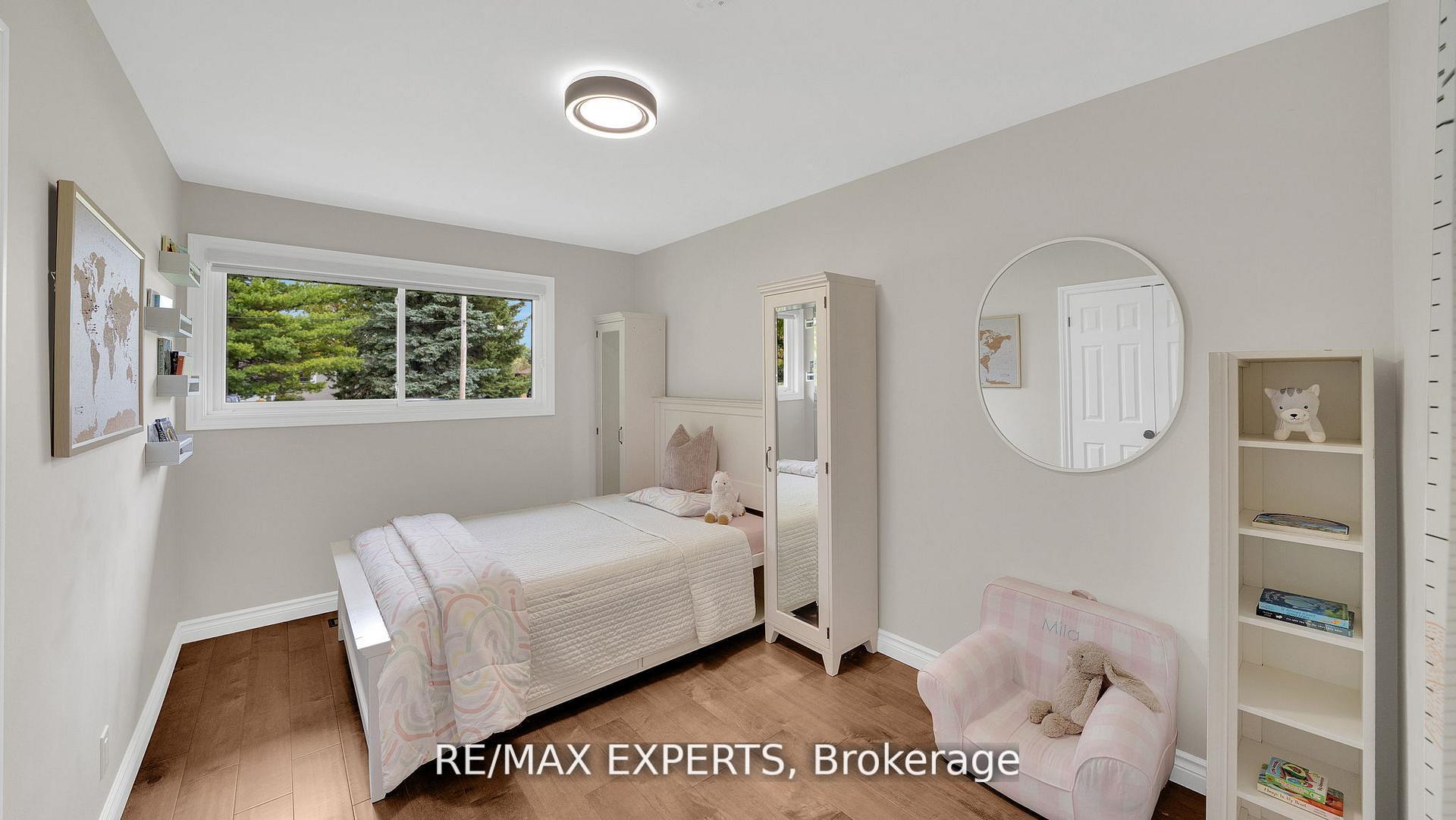 Photo 15 of 26 Wellar Avenue, King, Nobleton — HOMEH