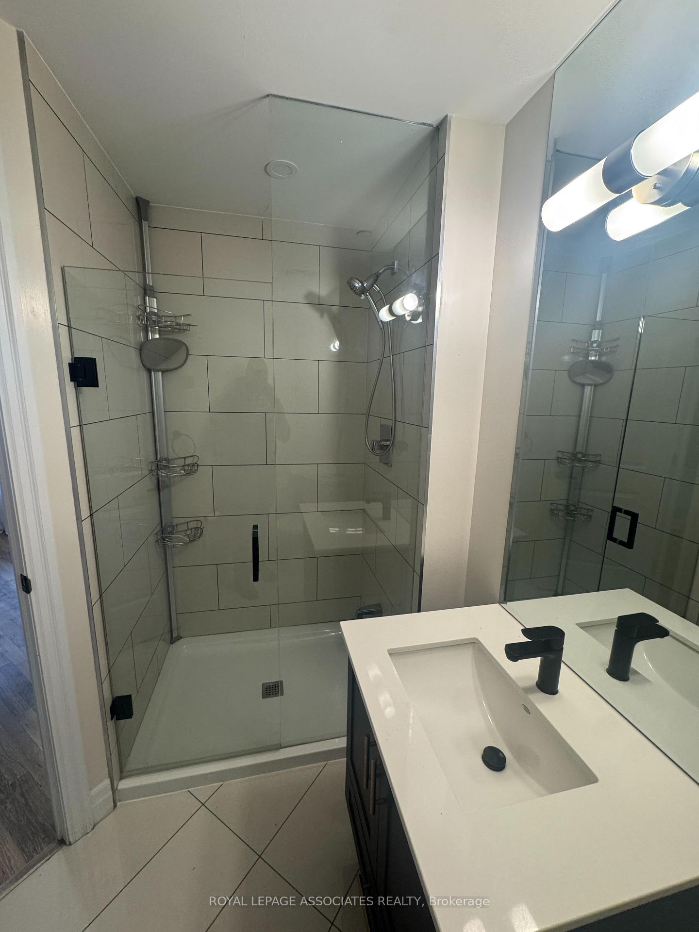Photo 12 of Unit 611, 9075 Jane Street, Vaughan, Concord — HOMEH