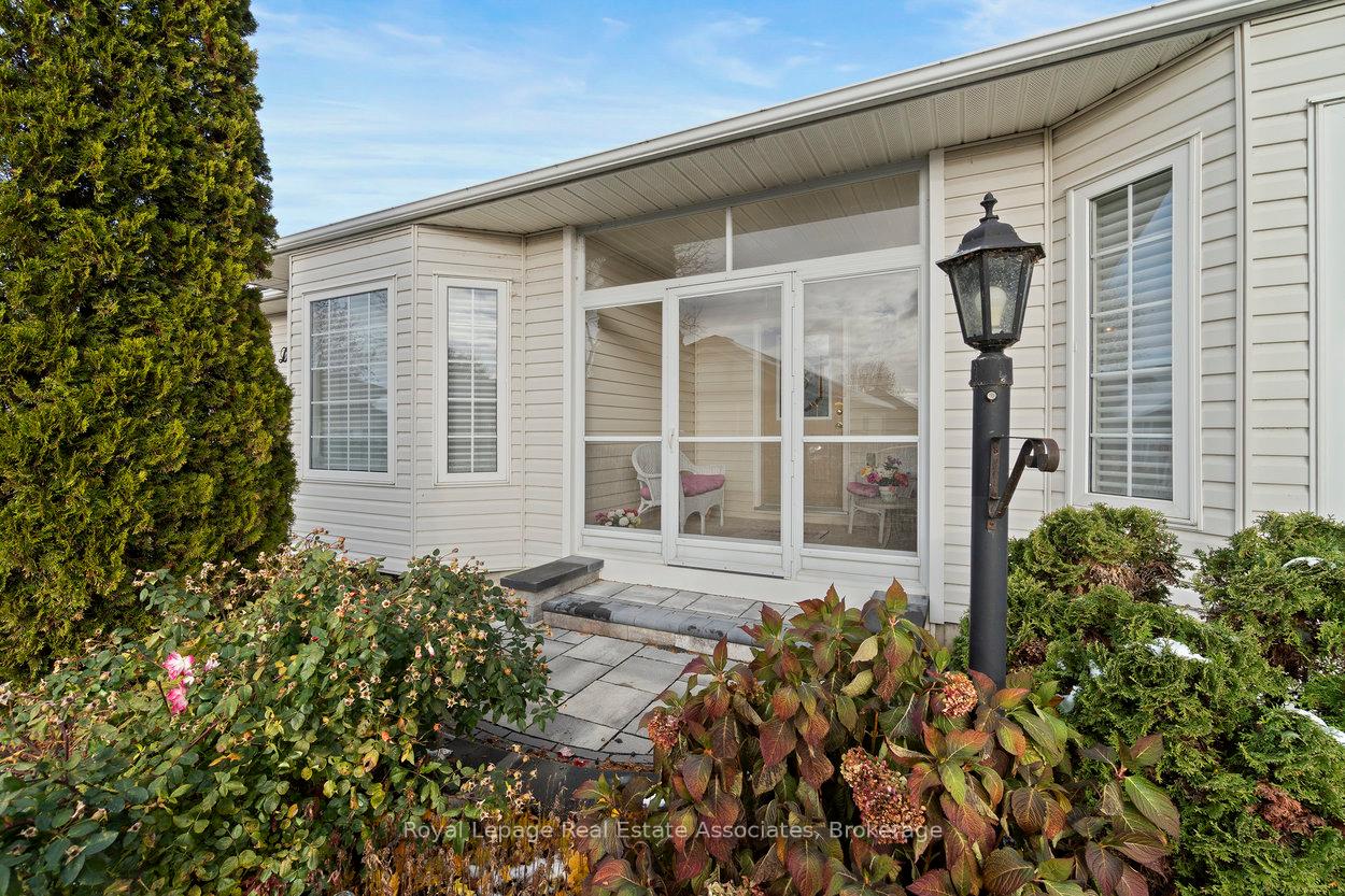 Photo 14 of 3 Fir Drive, Clarington, Newcastle — HOMEH
