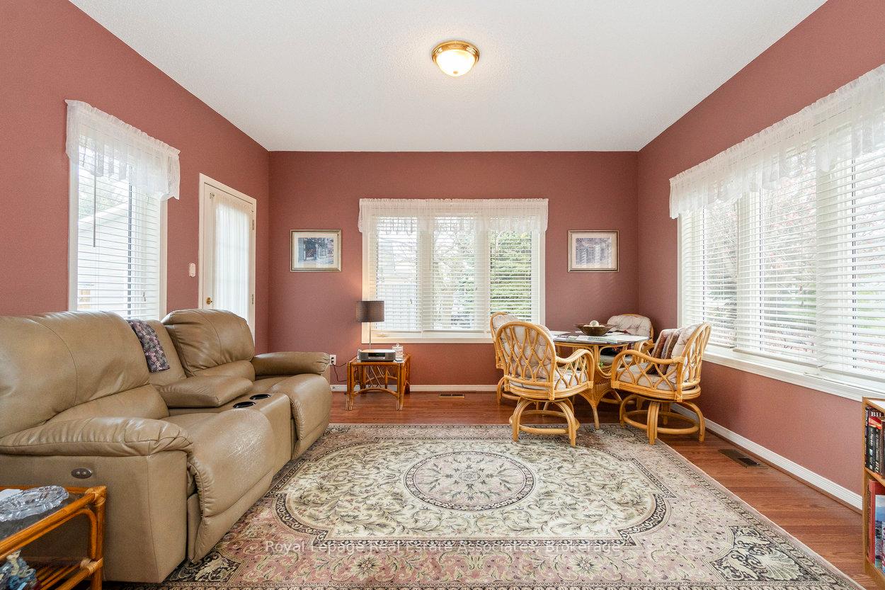 Photo 9 of 3 Fir Drive, Clarington, Newcastle — HOMEH