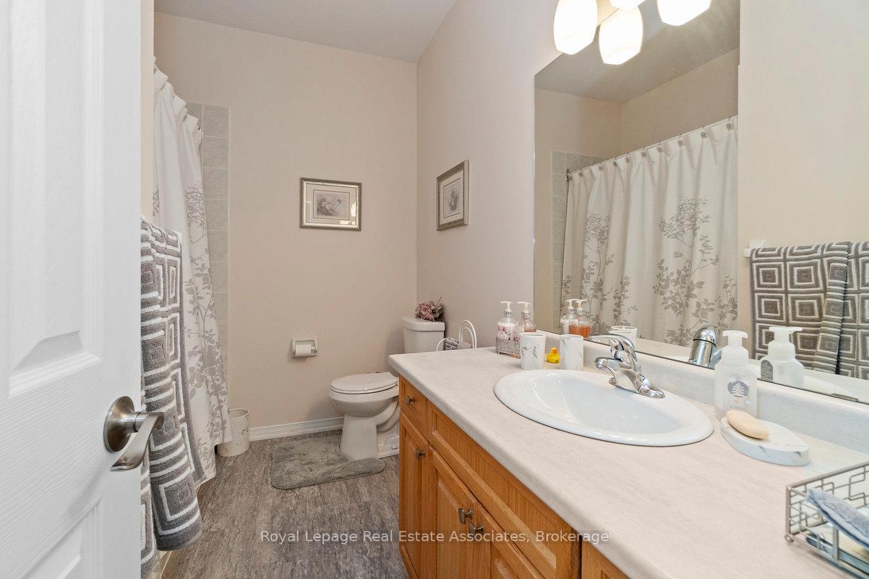 Photo 15 of 3 Fir Drive, Clarington, Newcastle — HOMEH