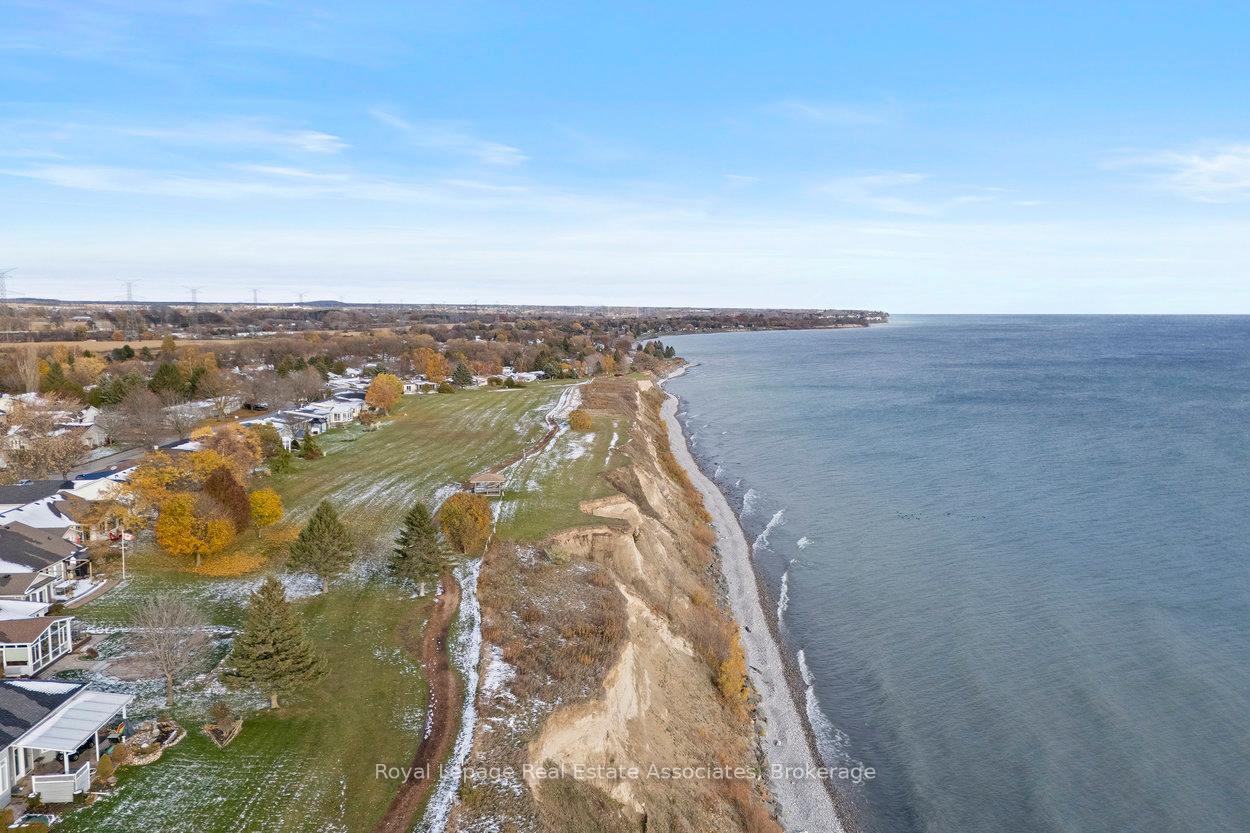 Photo 19 of 3 Fir Drive, Clarington, Newcastle — HOMEH