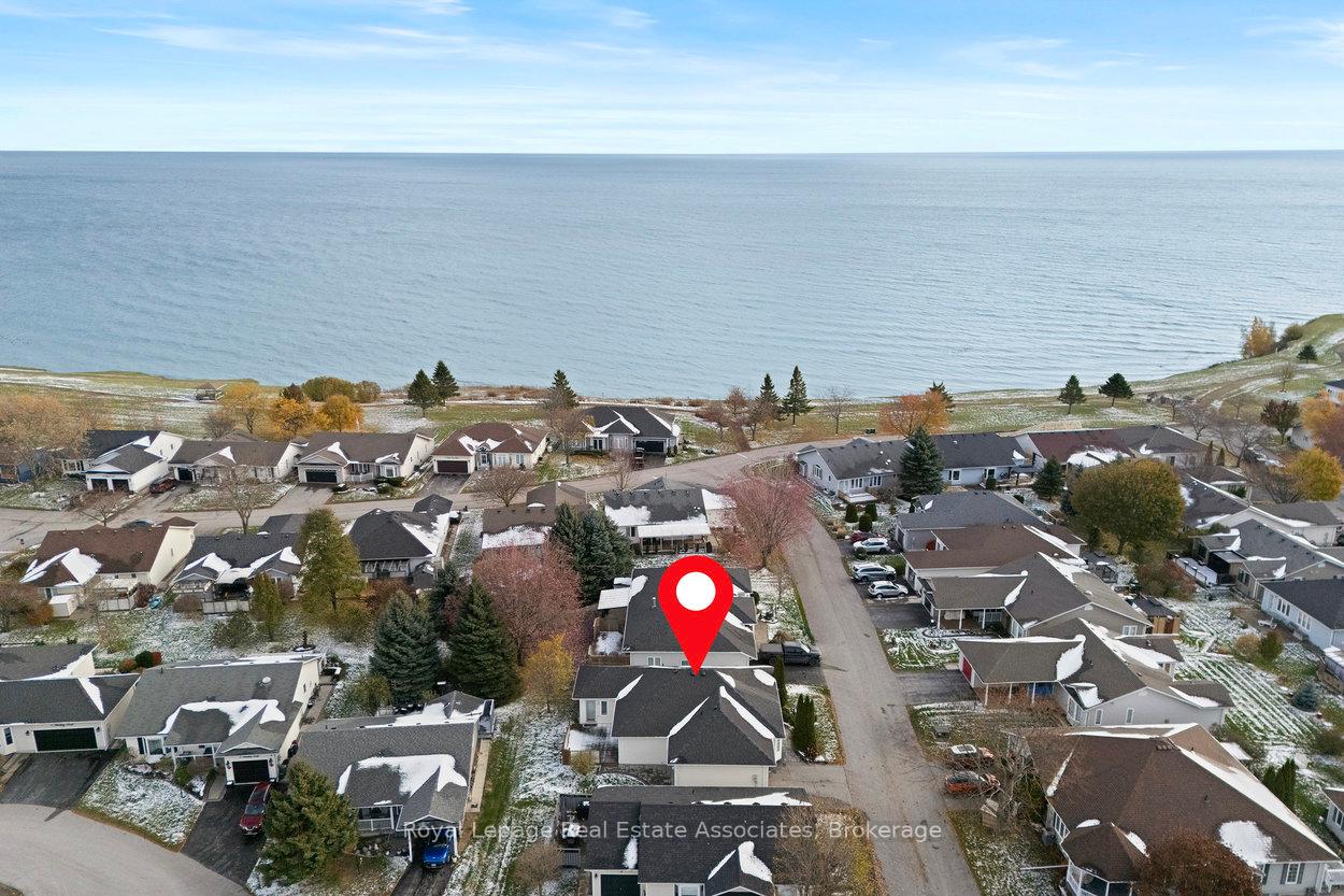 Photo 24 of 3 Fir Drive, Clarington, Newcastle — HOMEH