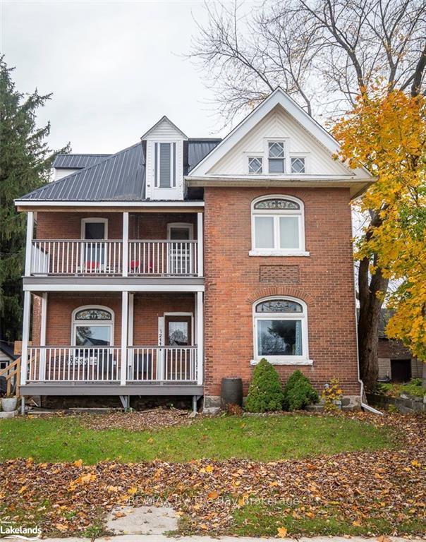 Photo 2 of 211 Huron Street, Clearview, Stayner — HOMEH