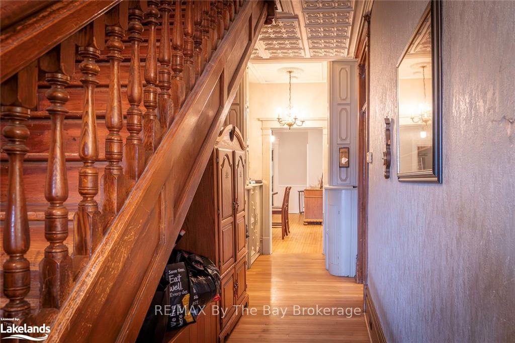 Photo 8 of 211 Huron Street, Clearview, Stayner — HOMEH