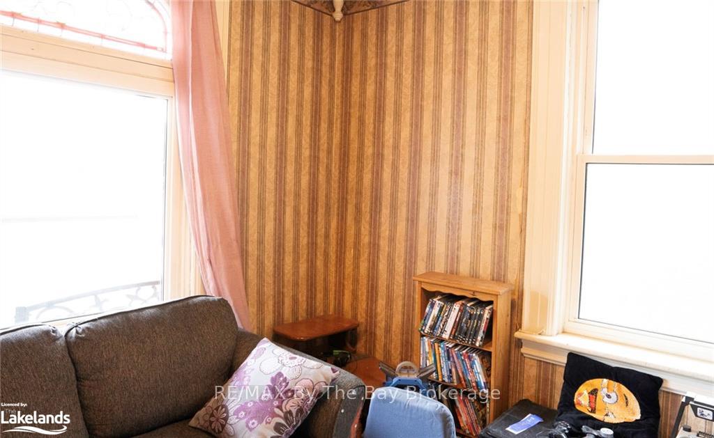 Photo 13 of 211 Huron Street, Clearview, Stayner — HOMEH