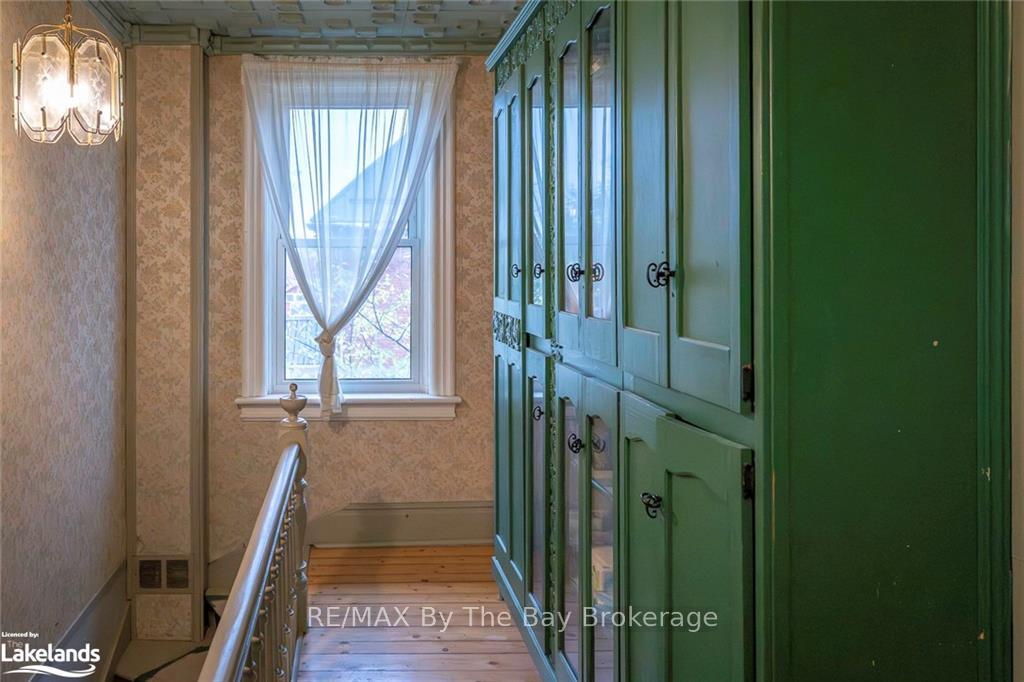 Photo 37 of 211 Huron Street, Clearview, Stayner — HOMEH
