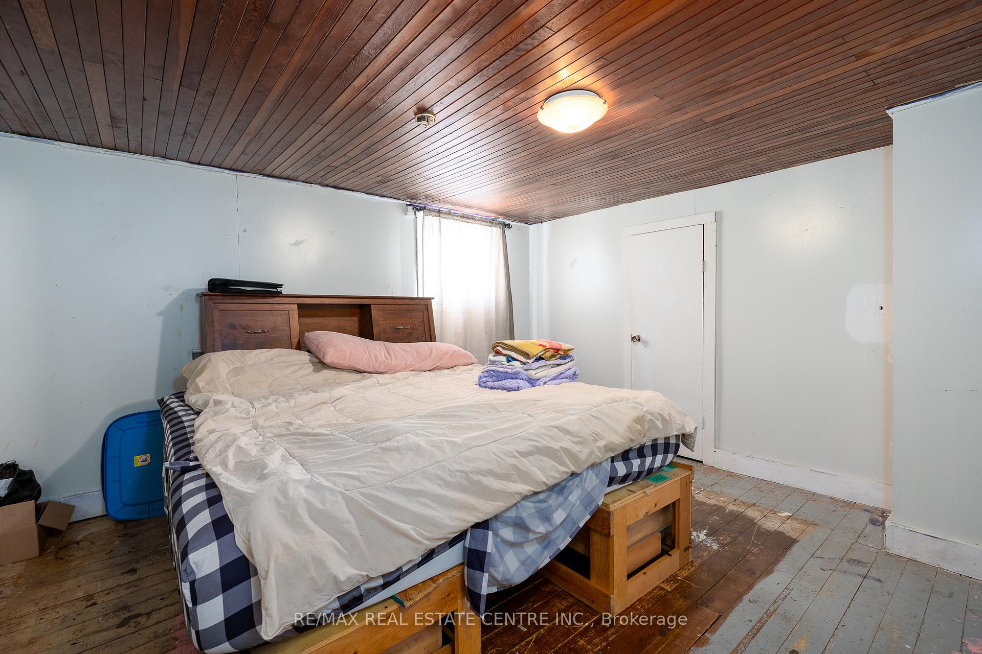 Photo 12 of 1096 Elm Tree Road, Frontenac, Frontenac Centre — HOMEH