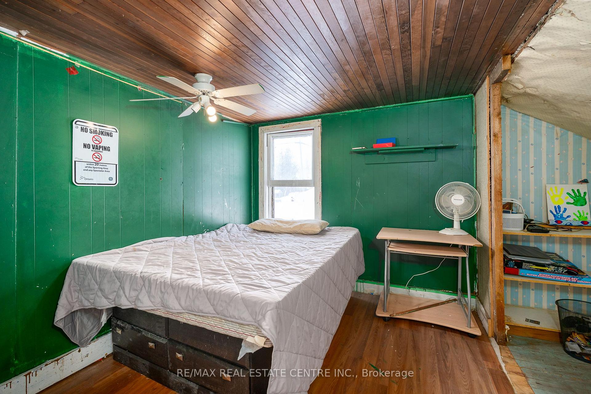 Photo 5 of 1096 Elm Tree Road, Frontenac, Frontenac Centre — HOMEH