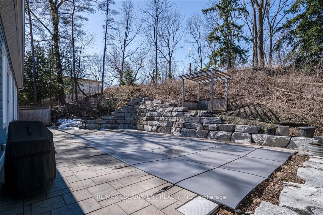 Photo 5 of 14 Sullivan's Lane, Hamilton, Dundas — HOMEH