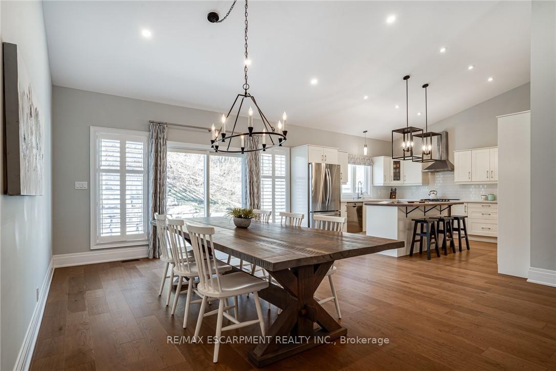 Photo 15 of 14 Sullivan's Lane, Hamilton, Dundas — HOMEH