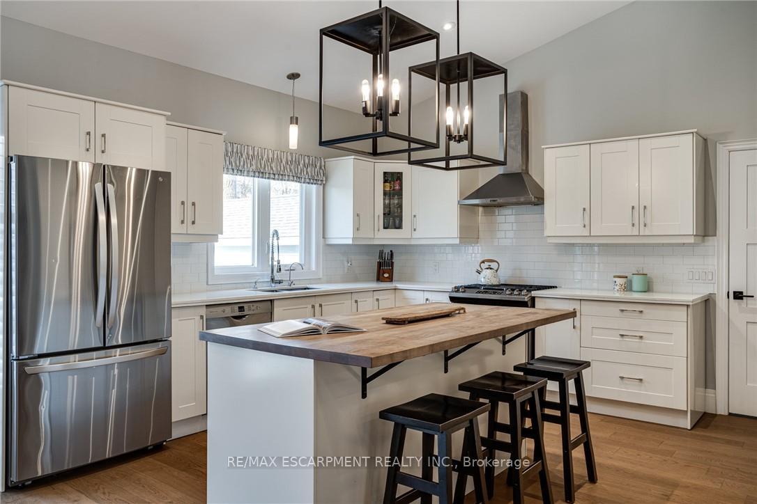 Photo 21 of 14 Sullivan's Lane, Hamilton, Dundas — HOMEH