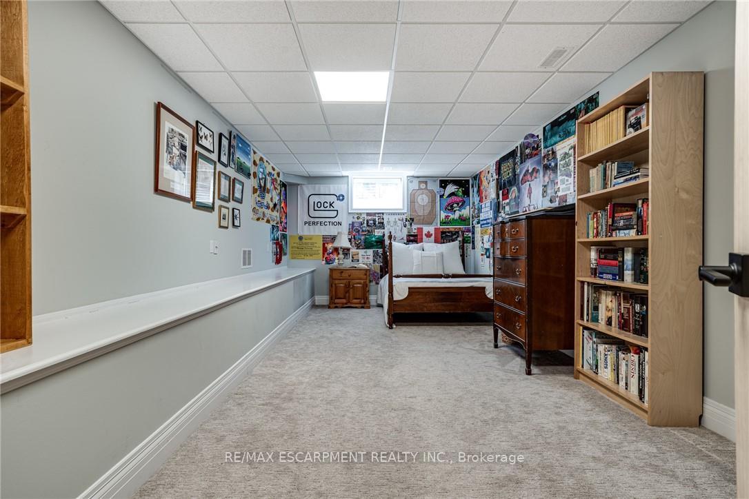 Photo 24 of 14 Sullivan's Lane, Hamilton, Dundas — HOMEH