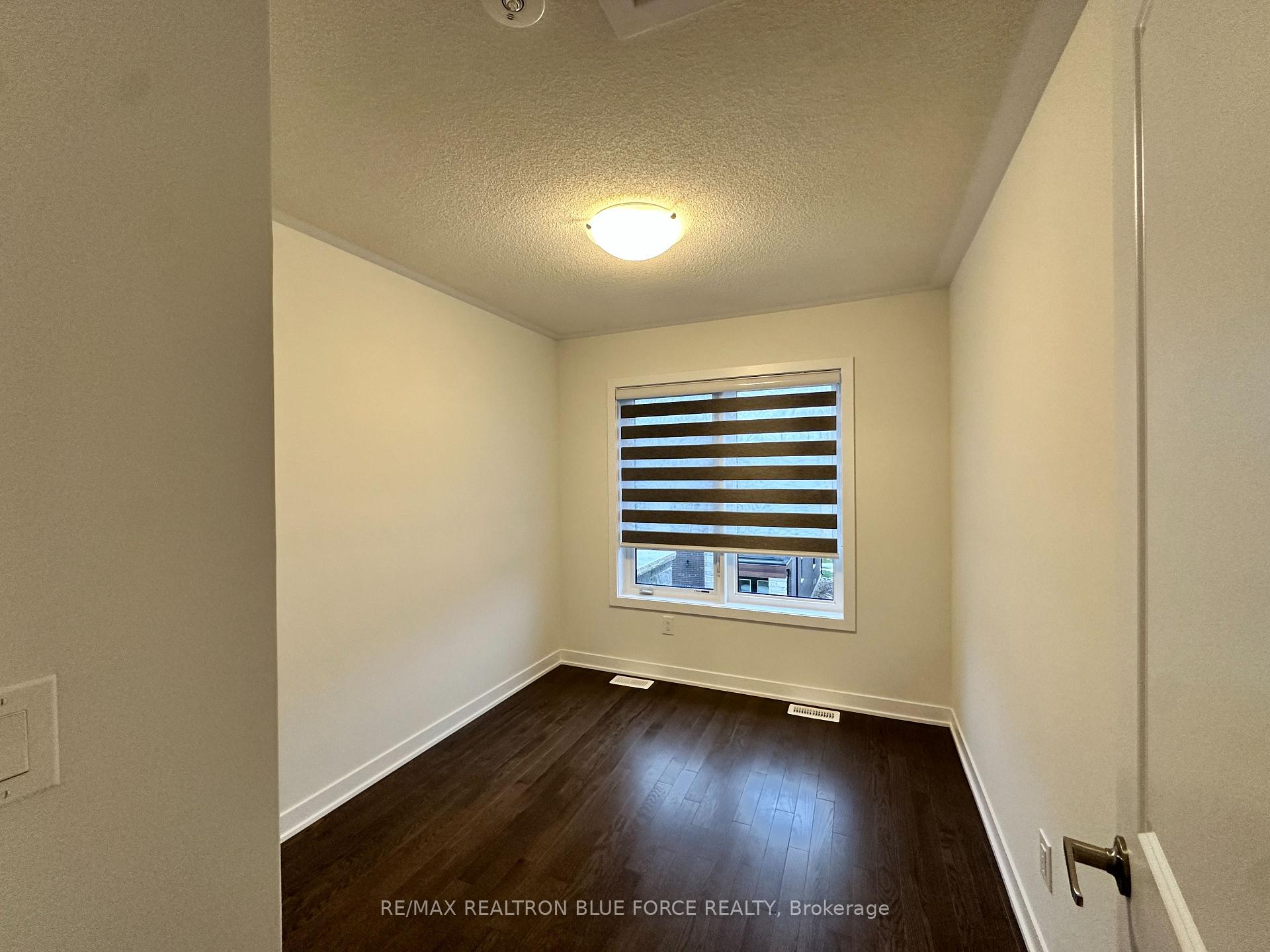 Photo 7 of 13 John Canning Way, Markham, Unionville — HOMEH